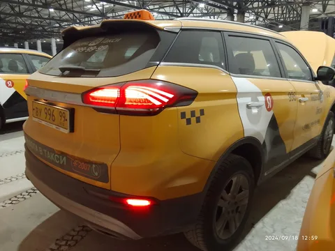 Geely Atlas Pro, 2022 — фото 9