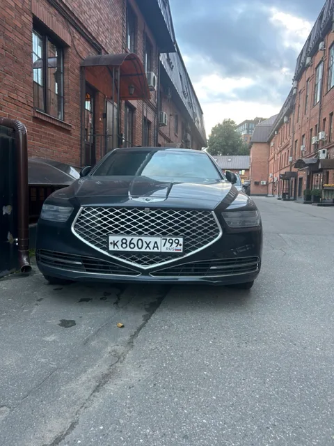 Genesis G90, 2020
