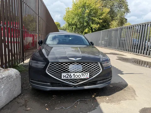 Genesis G90, 2020
