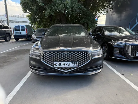 Genesis G90, 2020